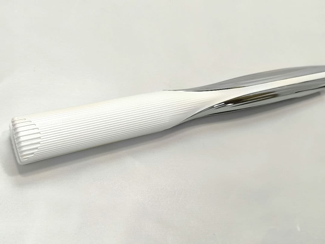 2021年製　正規品　ReFaリファ ビューテック ストレートアイロン