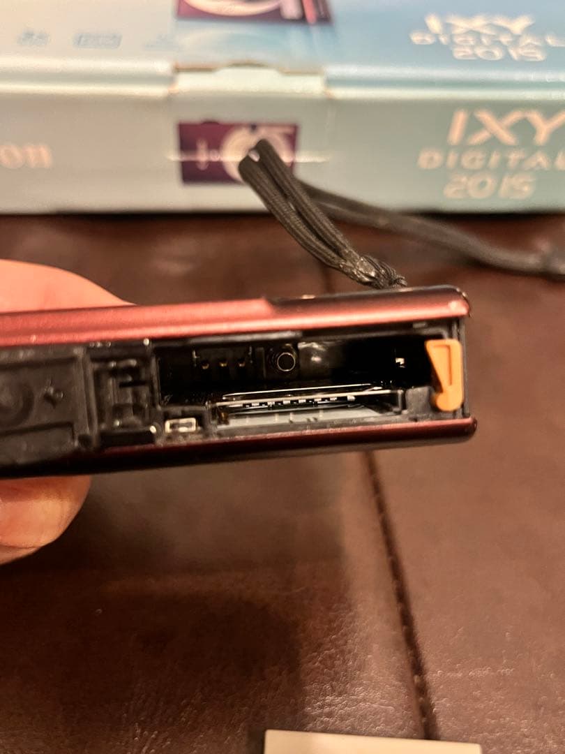 Canon IXY DIGITAL 20ISワインレッド