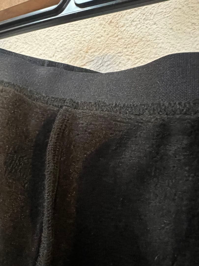 レリアン　ブラック 裏起毛暖かストレートパンツ 新品タグ付き