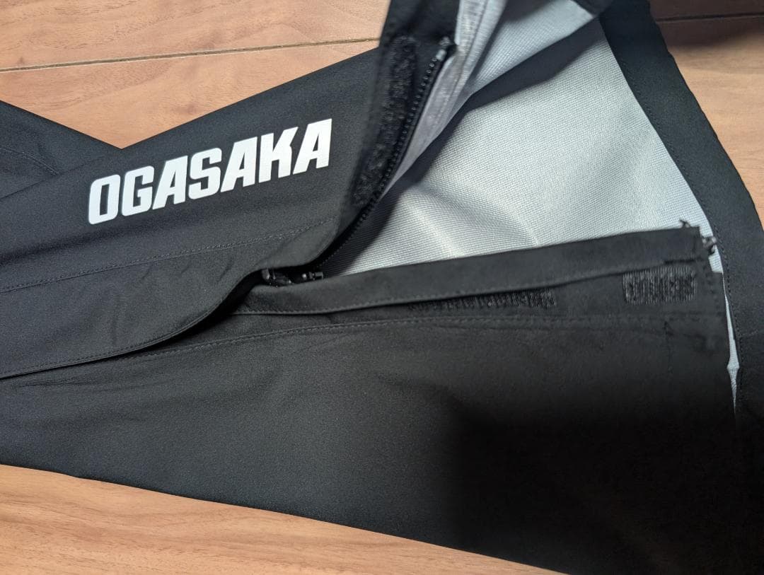 オガサカ.カタログ外.レインスーツセット.オンヨネ.ブラック.サイズM 未使用