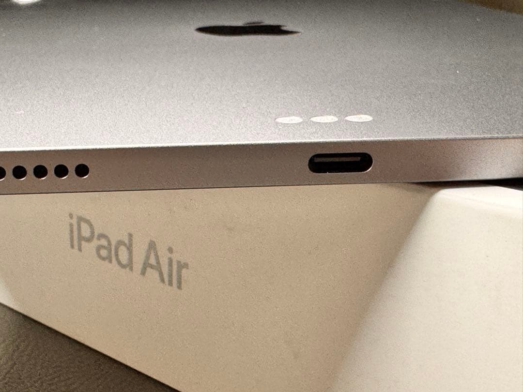 極上品iPad Air M3 256GB 11インチ Wifi