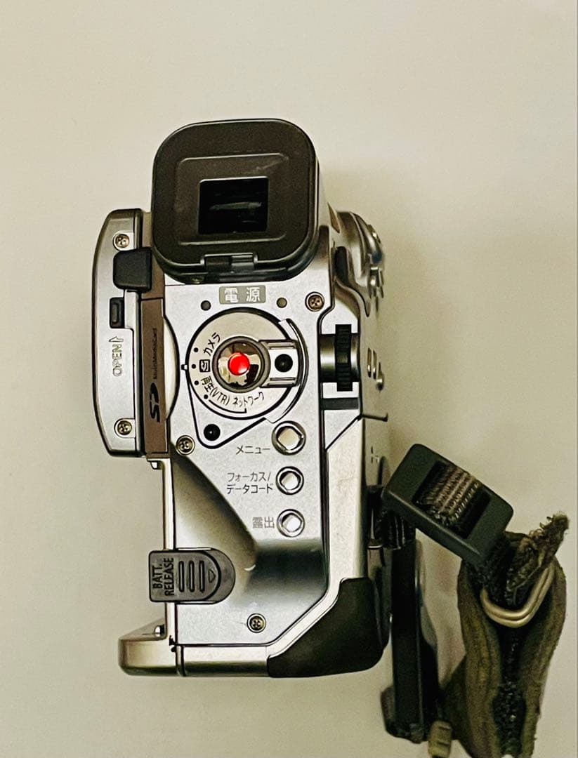 Canon IXY DV M3 コンパクトデジタルカメラ　動作未確認