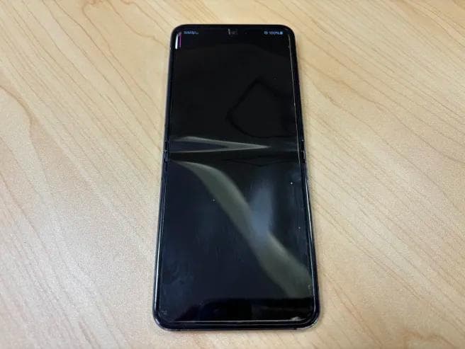 【ジャンク】Galaxy Z Flip5