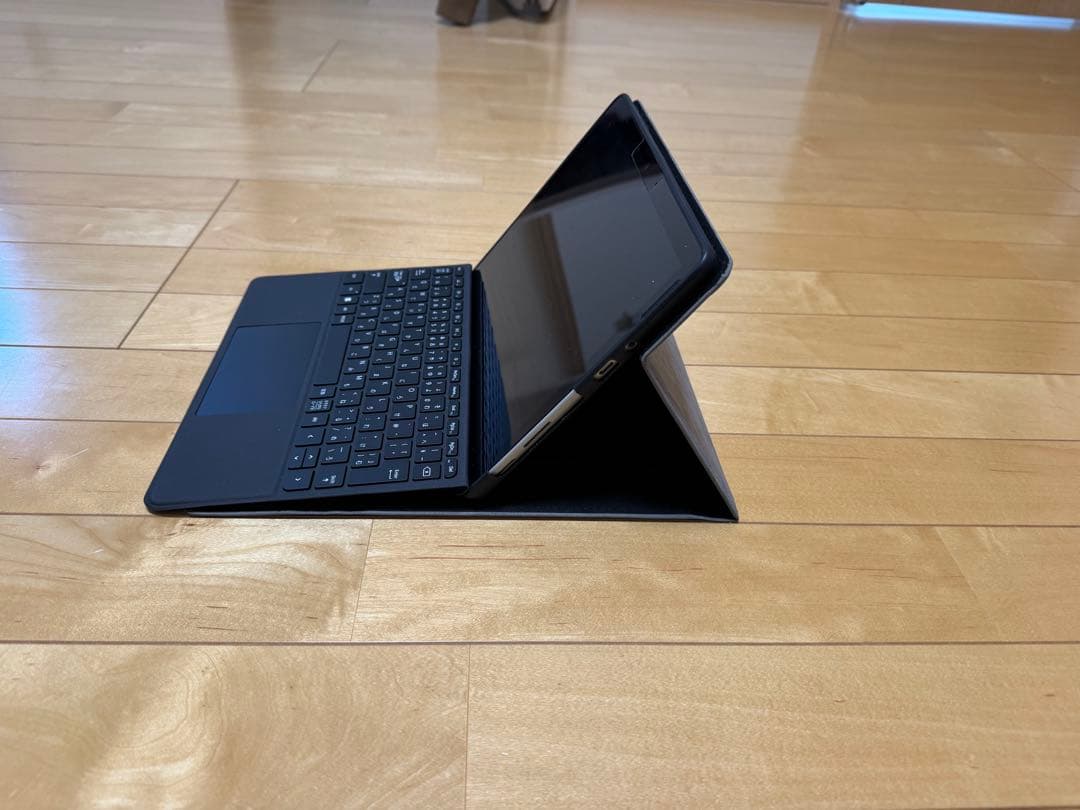 サーフェスGo2 取り外し可能キーボード付き