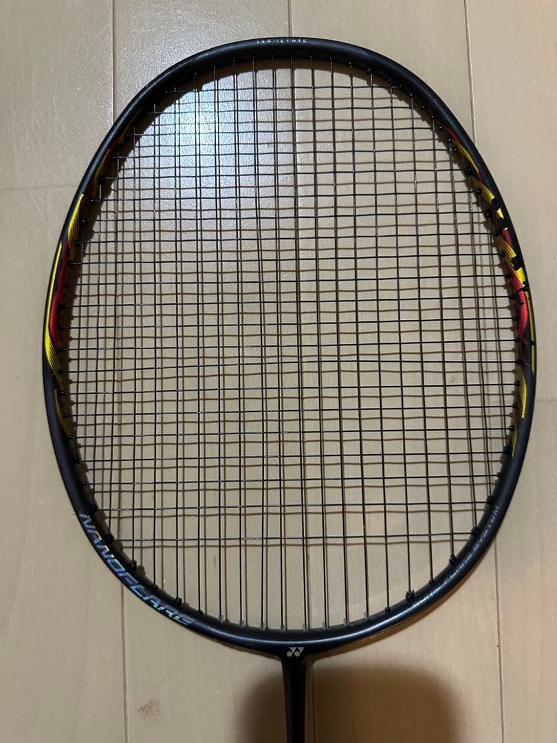 【廃盤品】YONEXナノフレア800 NANOFLARE800　4UG5