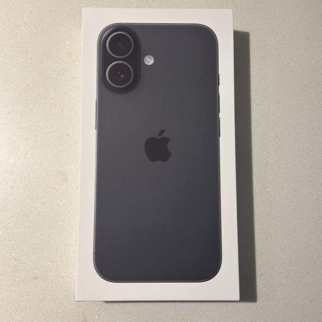 【香港版】iPhone17 256GB ブラック ※未開封品