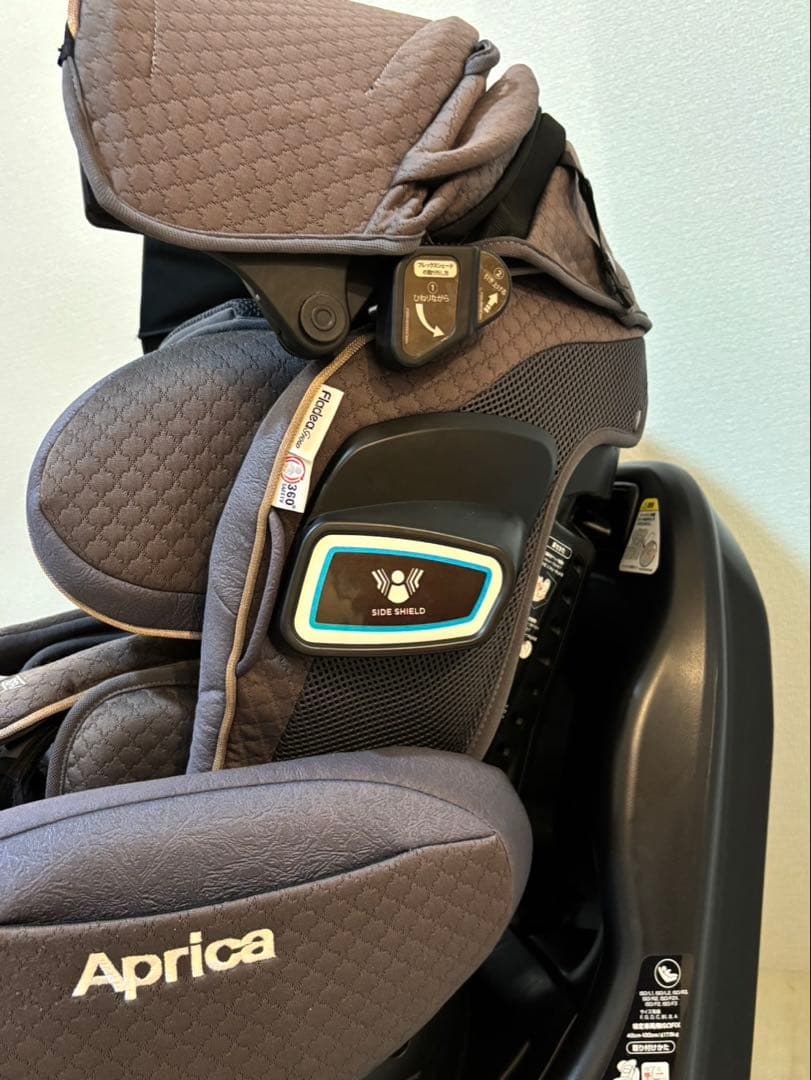 Aprica フラディア グロウ ISOFIX 360°セーフティ プレミアム
