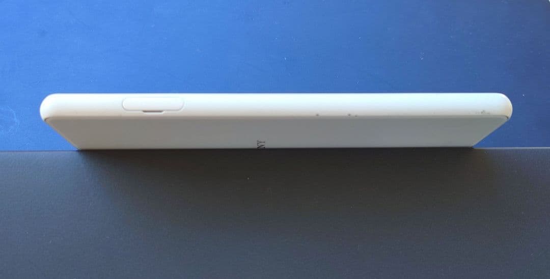 正規購入 used Sony Xperia 10 III 本体 A102SO 白