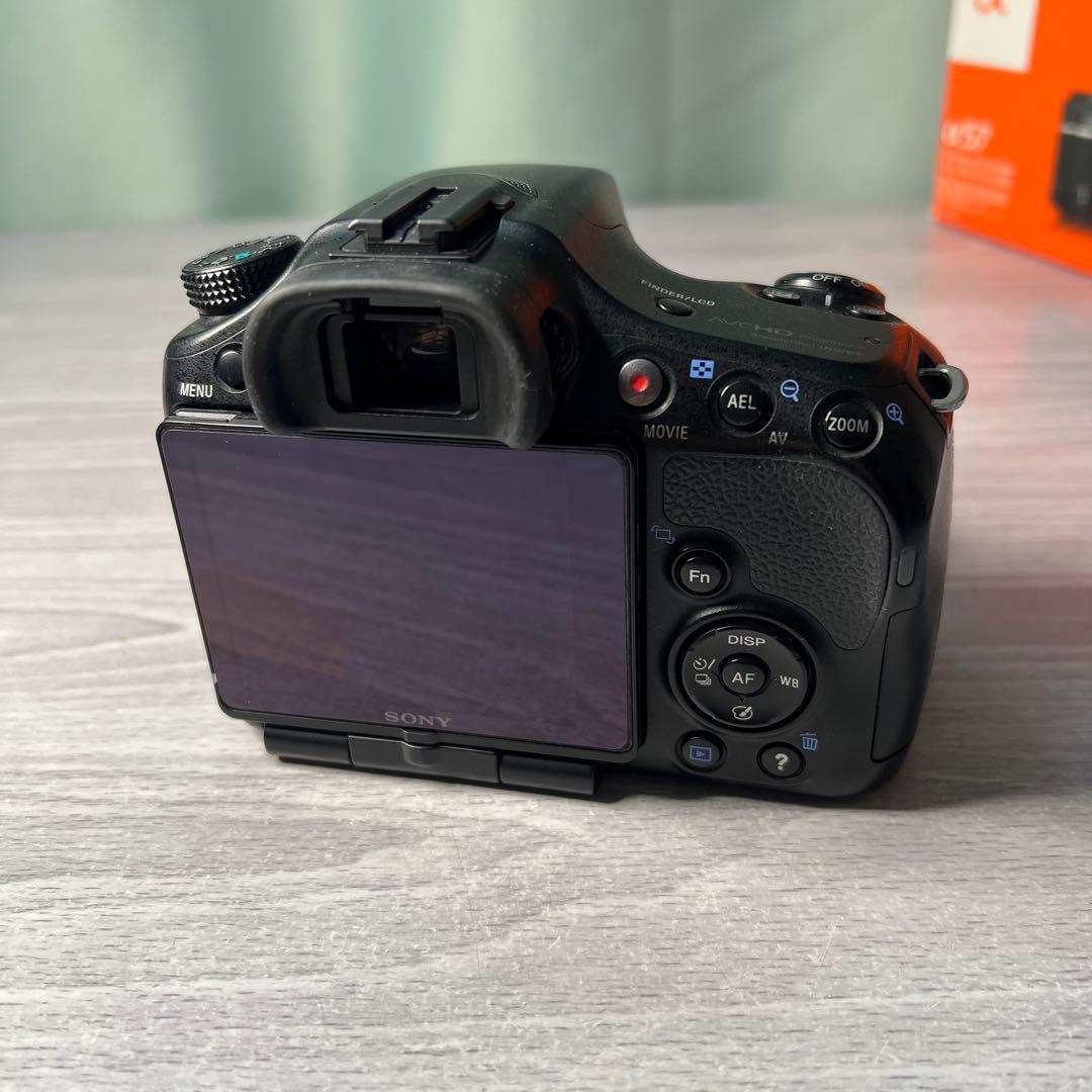 SONY α57 ※バッテリー欠品