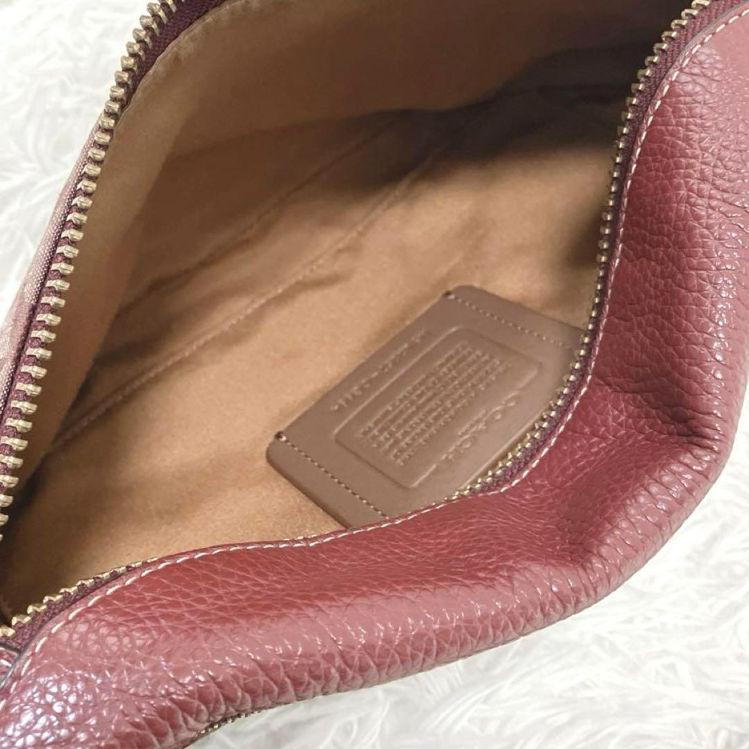 美品✨　コーチ　ボディバッグ　ワーレンベルトバッグ　バーガンディ　シグネチャー