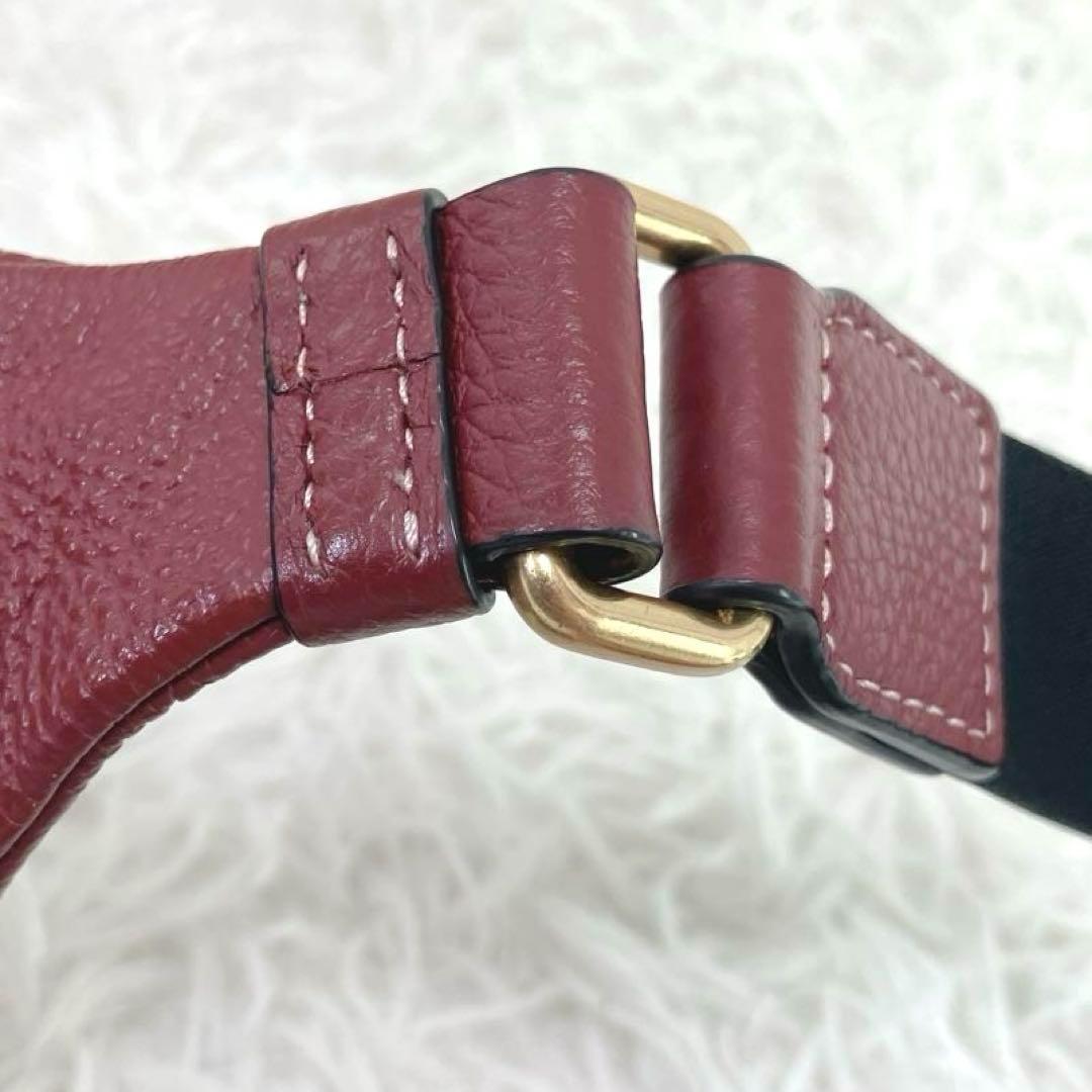 美品✨　コーチ　ボディバッグ　ワーレンベルトバッグ　バーガンディ　シグネチャー