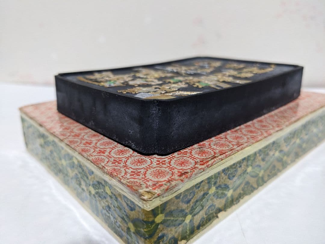 ♦中国文房四宝 万暦甲辰年程君房造 硯形唐子図 胡開文墨 未開封未使用 骨董品