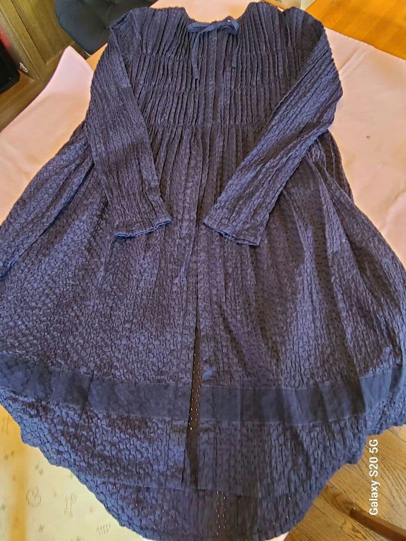 HaaT イッセイミヤケ 紺色前ボタンチュニック／ 羽織 サイズ３