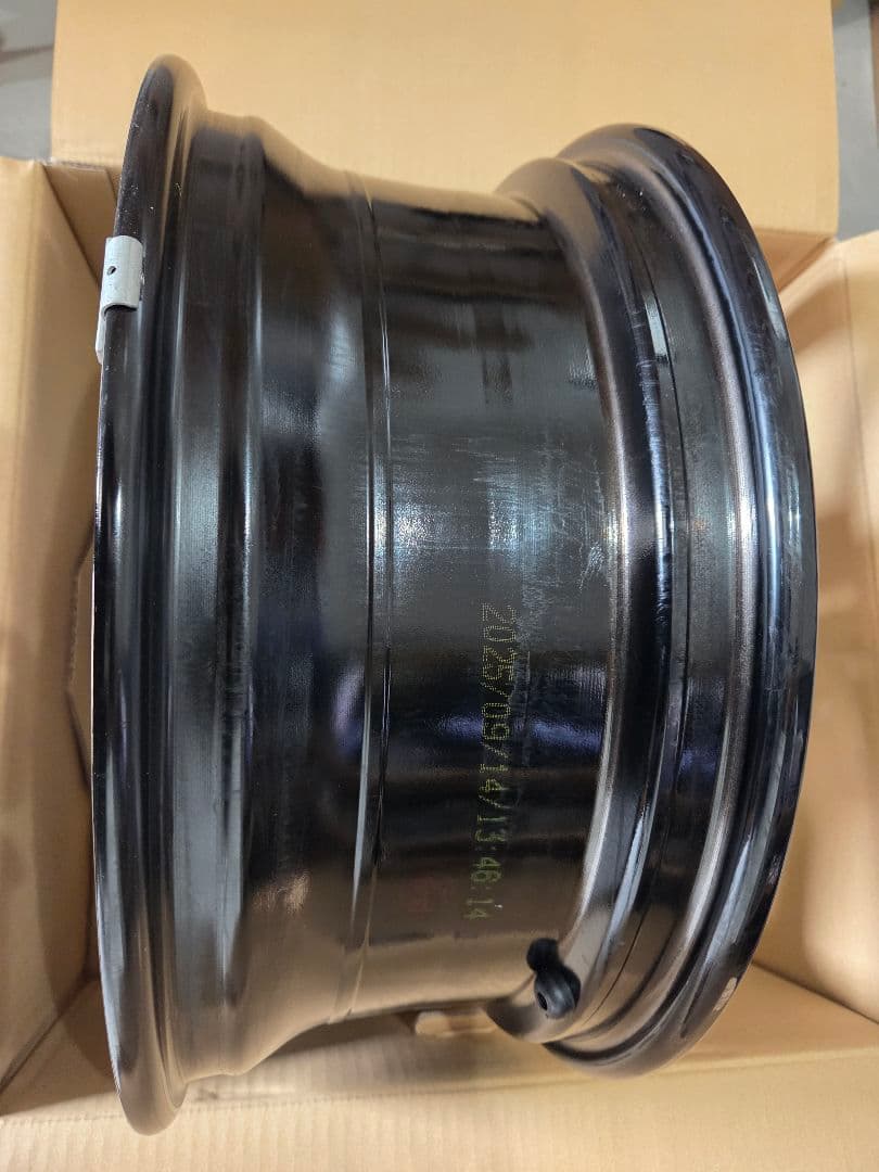 18インチ ブラック 多スポークホイール