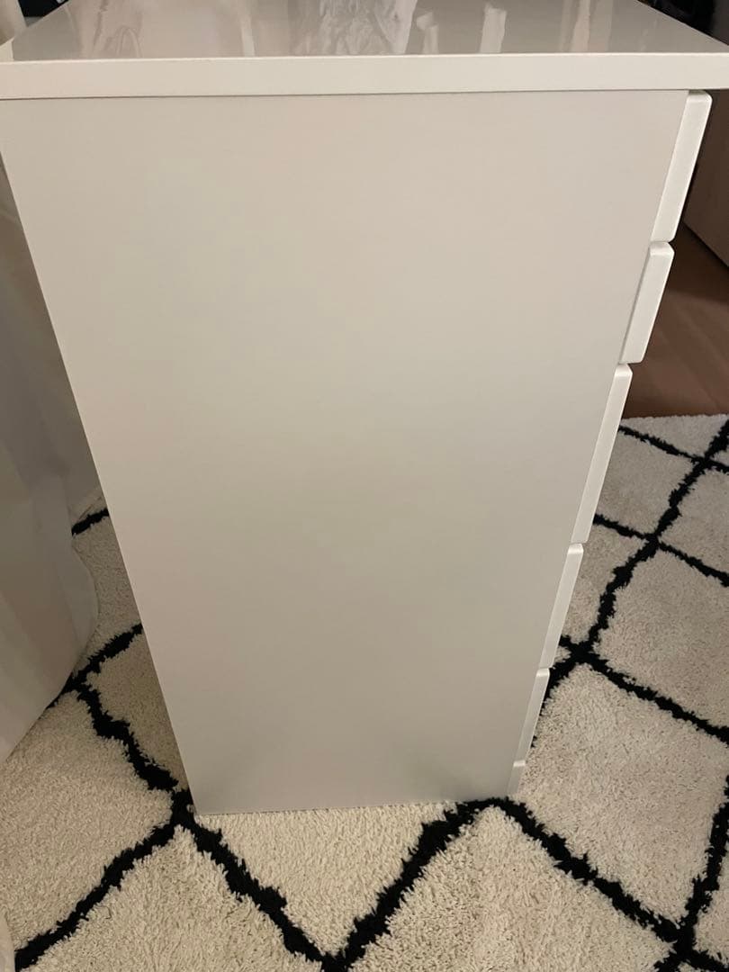 美品ニトリホワイト 5段チェスト