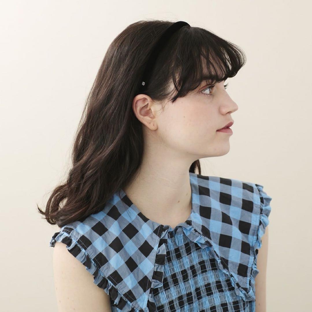 ALEXANDRE DE PARIS 黒 ベロアカチューシャ