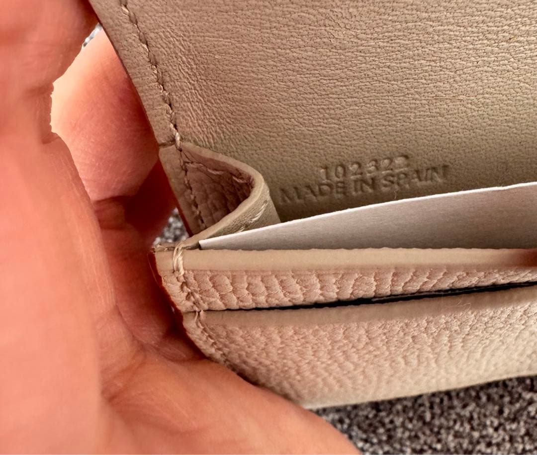 【新品未使用】LOEWE アナグラムビジネスカードケース 名刺入れ