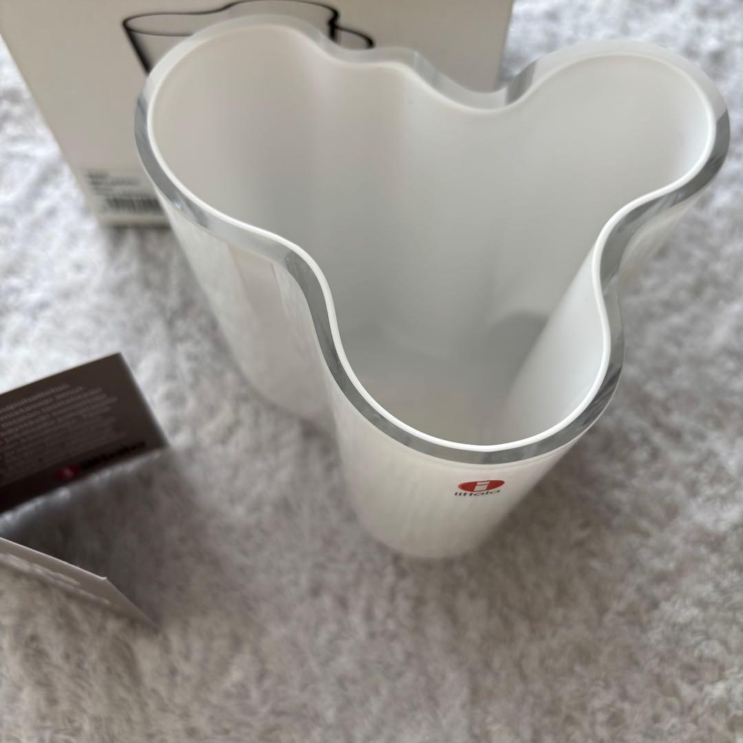  イッタラ アアルト フラワーベース オパールホワイト95mm