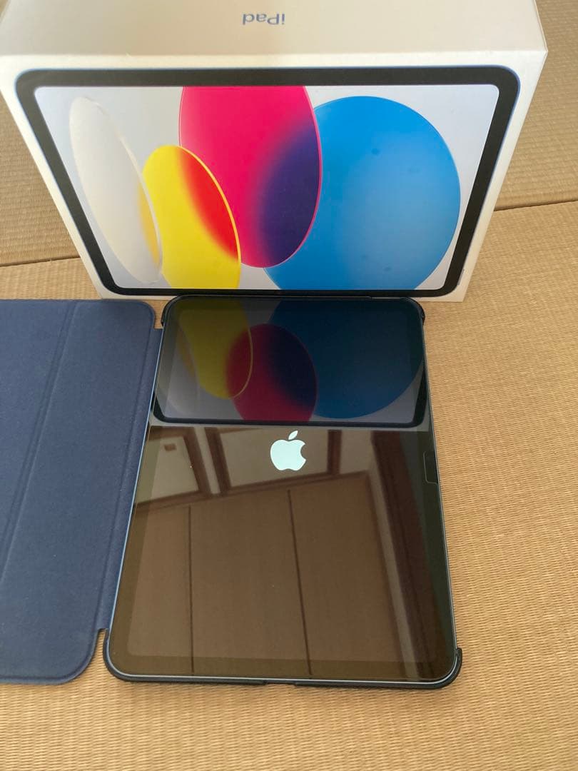 Apple iPad 第10世代　本体 ブルー