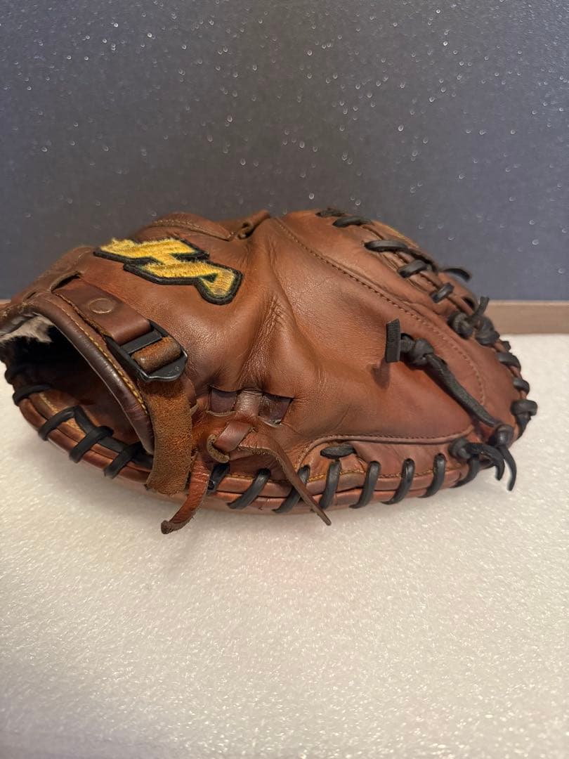 ★即戦力★ ハタケヤマ 一般硬式用 キャッチャーミット 人気 良型 革質◎