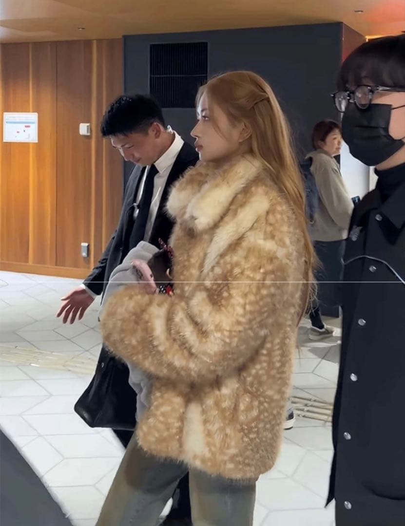 IVE レイ着用 バンビ柄 ファージャケット n.k atelier