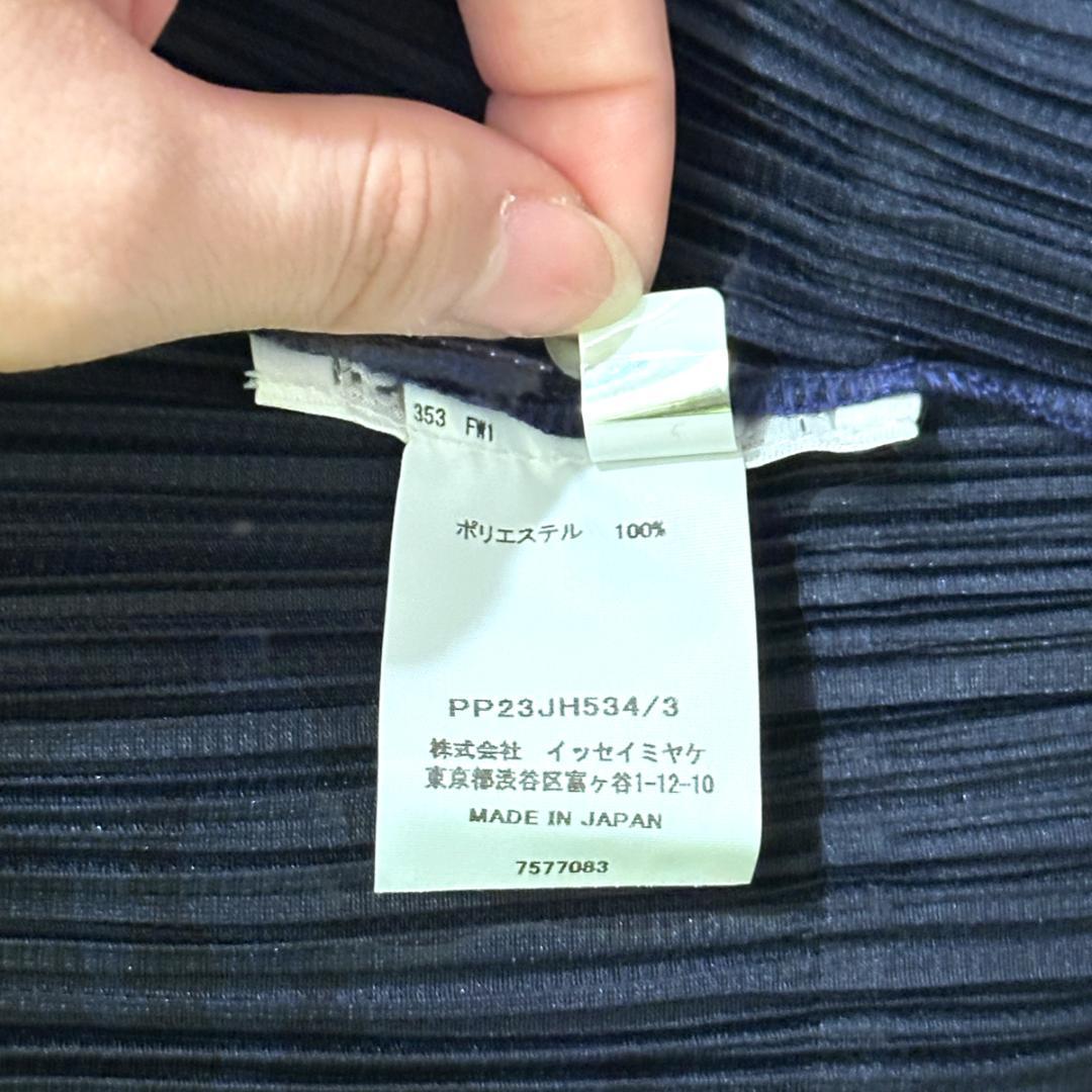 ミッコロバイカラープリーツワンピース（紫・黒）