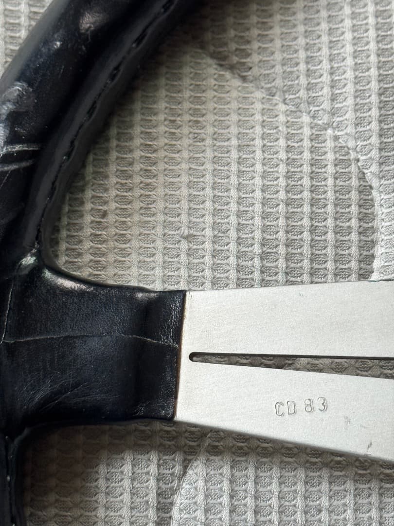 ナルディクラシック　ホーンボタン付き