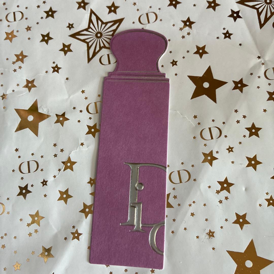 新製品　ウルトラピンク アイシャドウパレット 数量限定