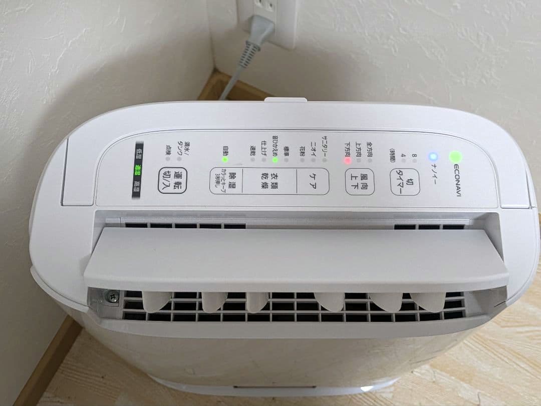 超美品 F-YZVX60 Panasonic 衣類乾燥除湿機 F-YZVX60