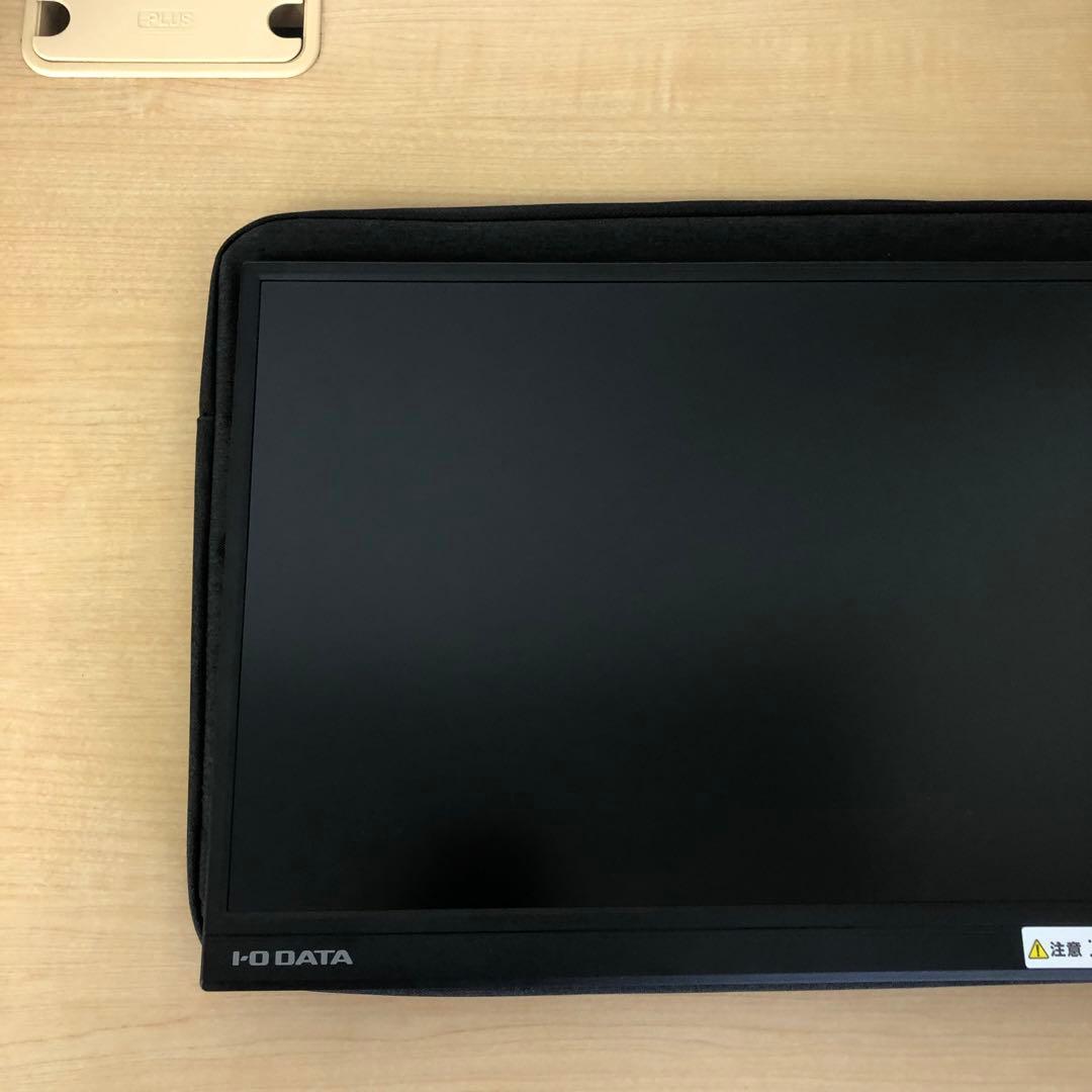 美品☆IODATA モバイルディスプレイ 17.3型 LCD-YC172A-FX