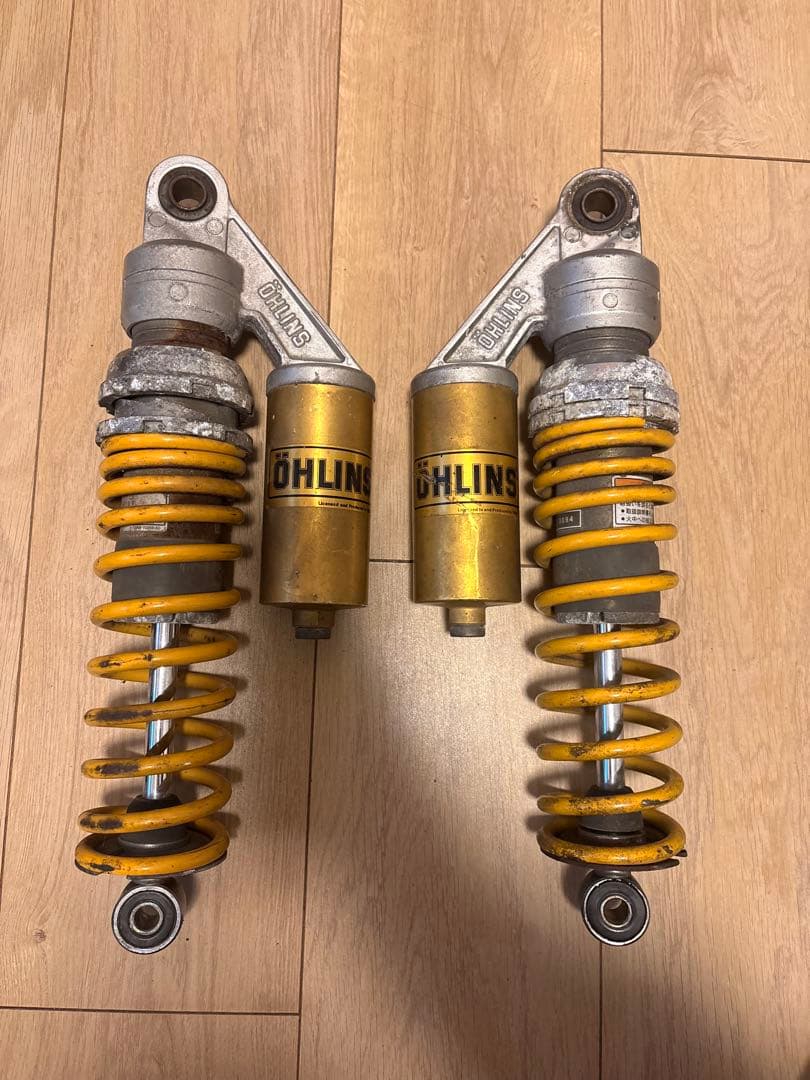 オーリンズ　リアサス