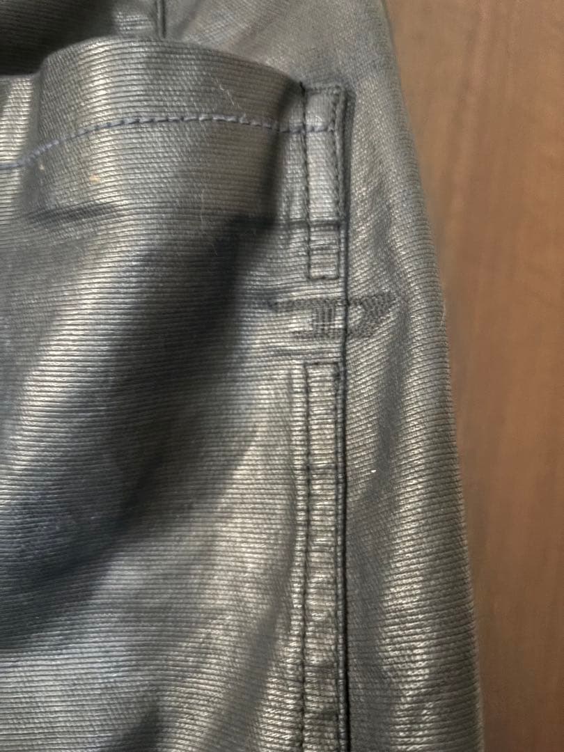 定価52800円 DIESEL 近年モデル　コーティングブラックデニム　ジーンズ