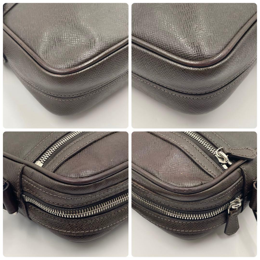 美品✨ルイヴィトン タイガ ディミトリM32462 ショルダーバッグ ブラウン