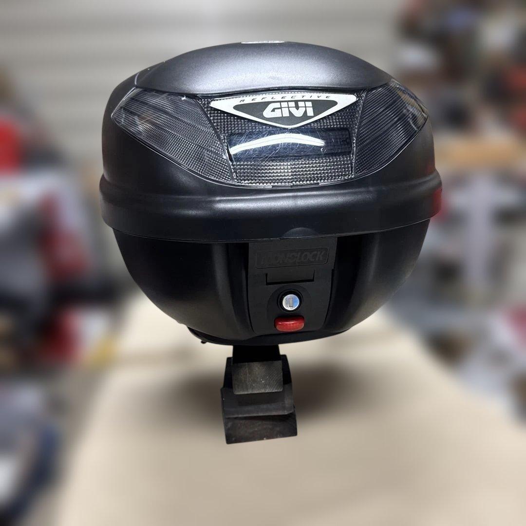 グロムjc92用リヤキャリアとボックスのセット