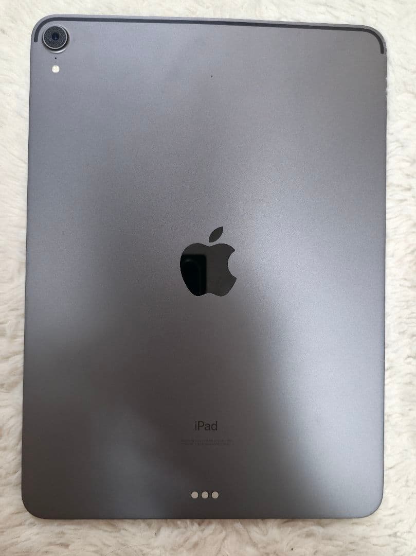 Apple iPad pro 11インチ 256gb スペースグレー 本体