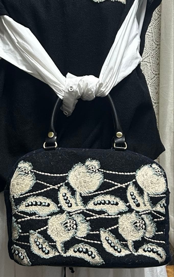 51220Eミナペルホネンハンドメイド　ブガッティ ボストンバッグ