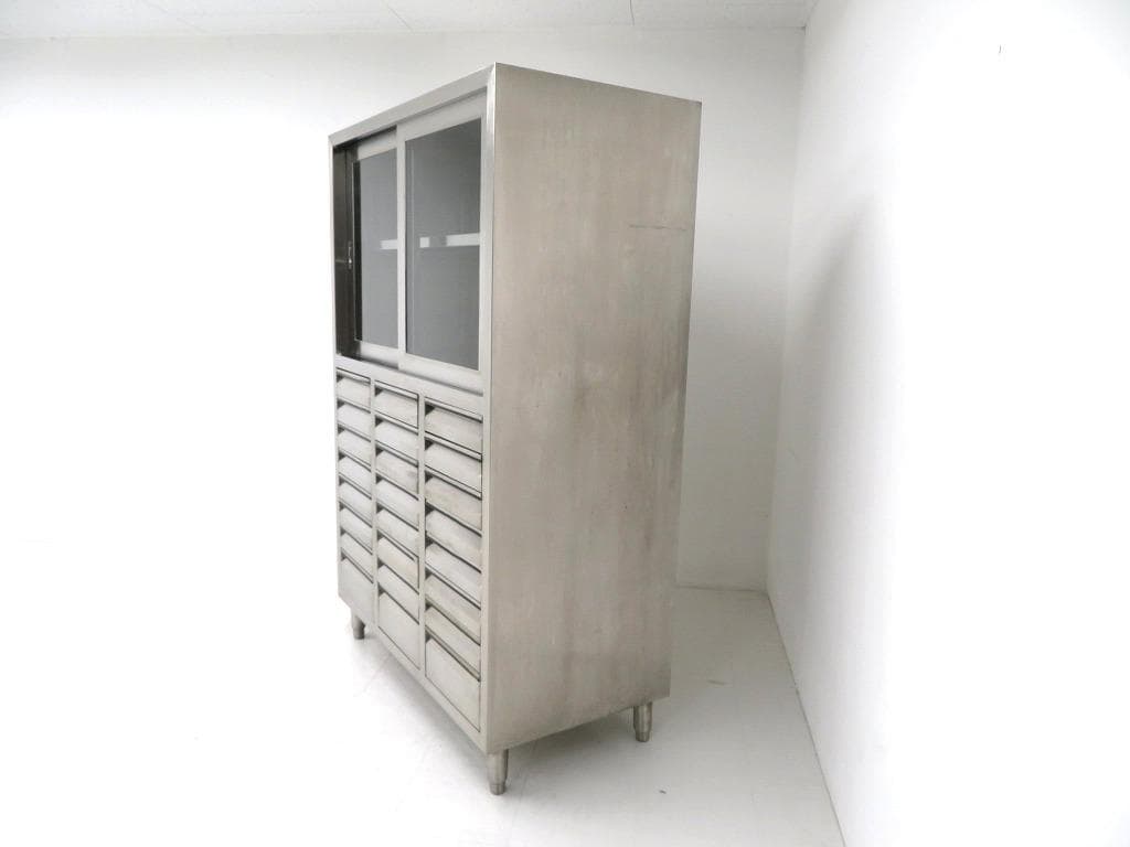 ステンレス　モダン　収納　キャビネット　ドロアー　工具箱　サイドボード