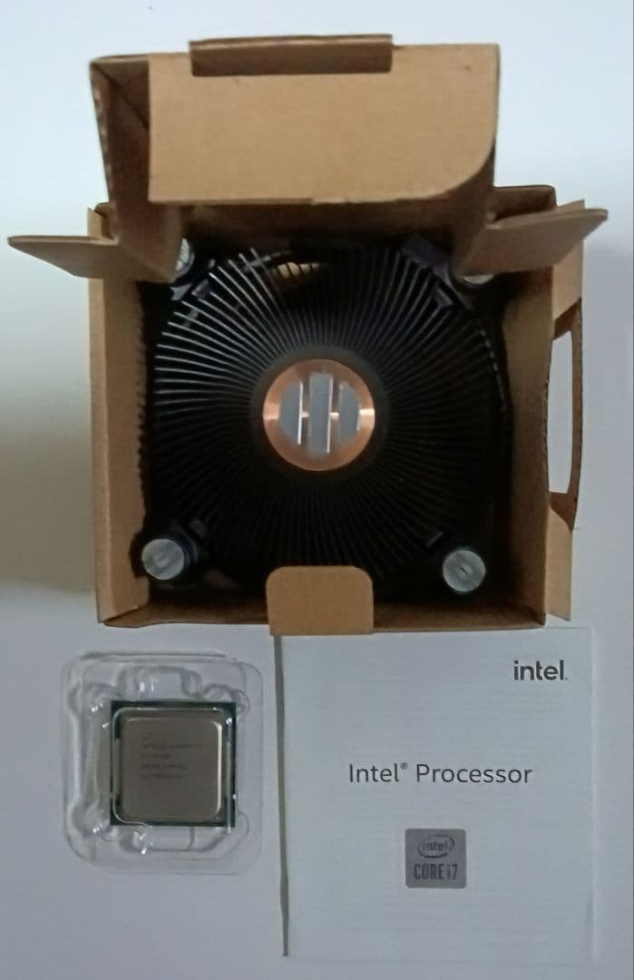 INTEL CPU CORE i7-10700 LGA 1200　BOX