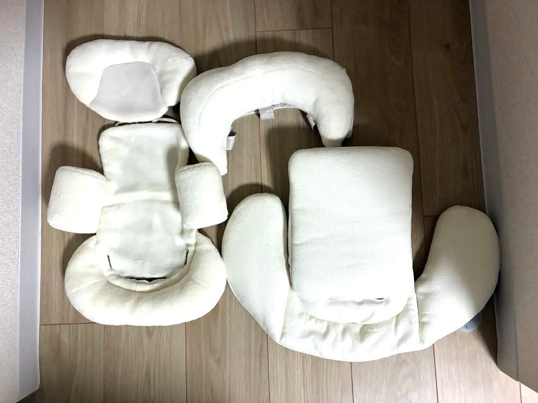 Combi ネムリラAT BEDi 電動 ハイローチェア オートスイング