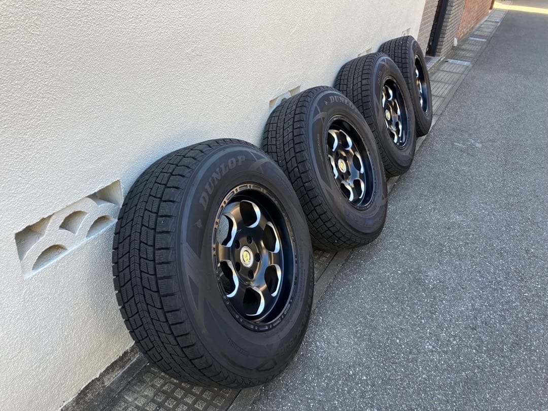 スタットレスタイヤホイール4本セット　245／70R16インチ　8J