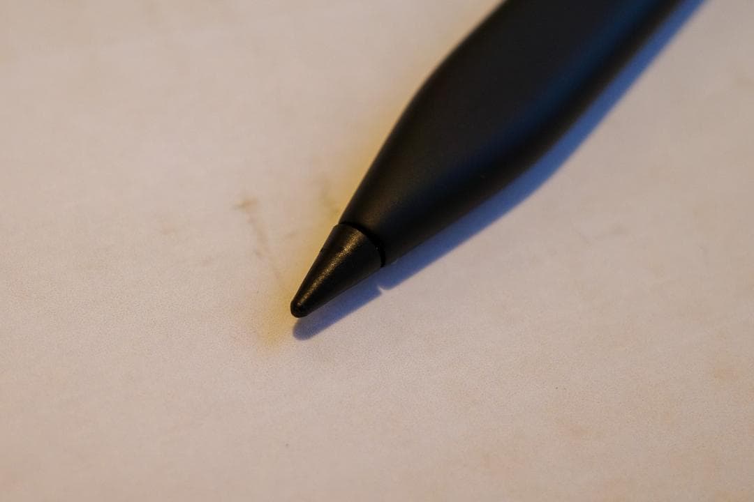 Surface スリムペン2と純正充電器