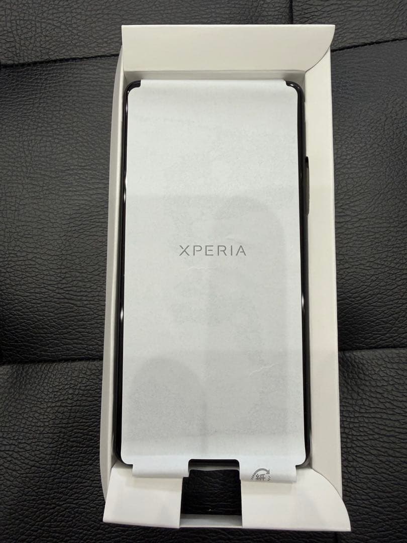 docomo Xperia ブラック