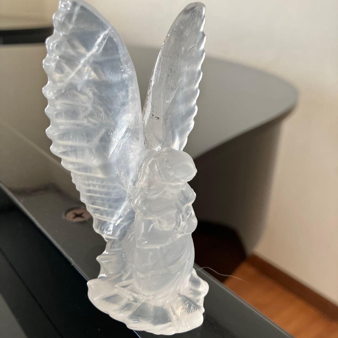 kdashさま専用ホワイトフローライト　天使　エンジェル　天然石置物　Z75