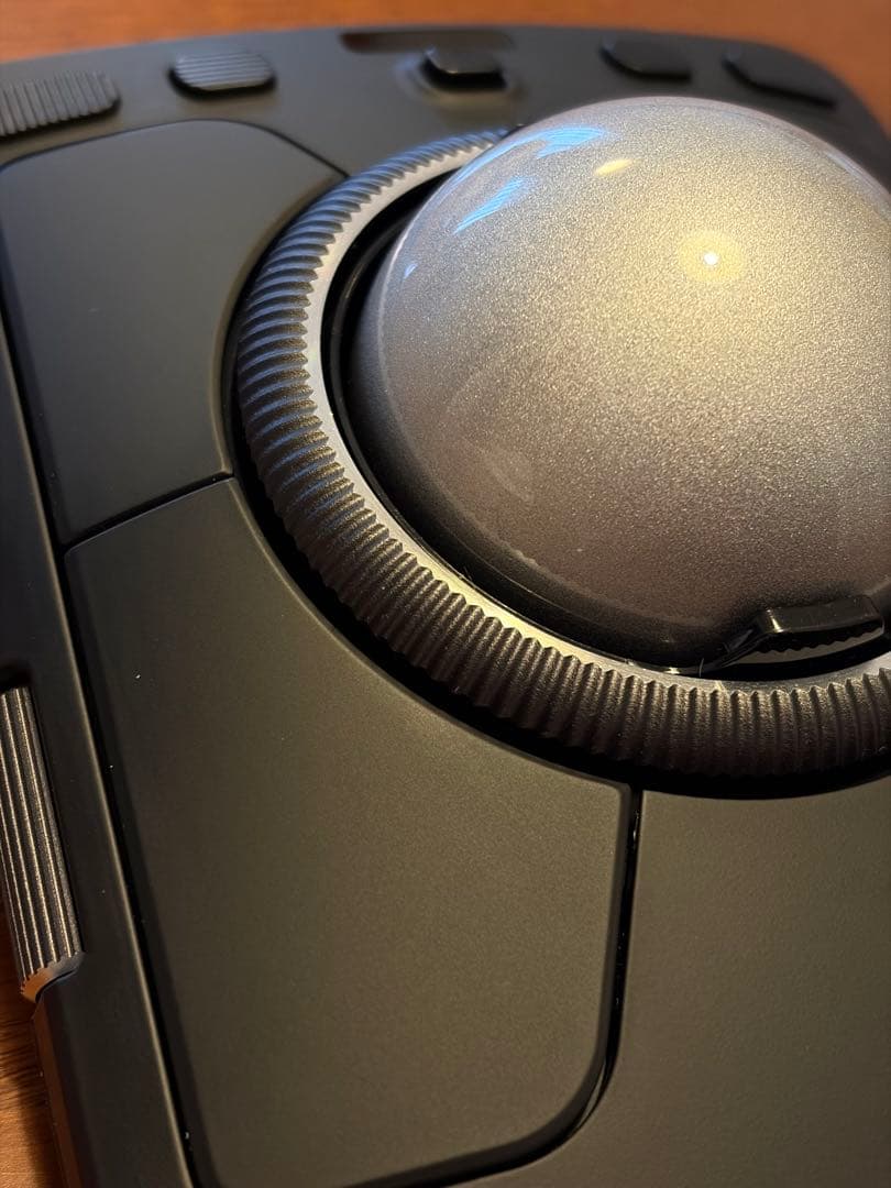 Kensington Expert Mouse TB800 EQ トラックボール