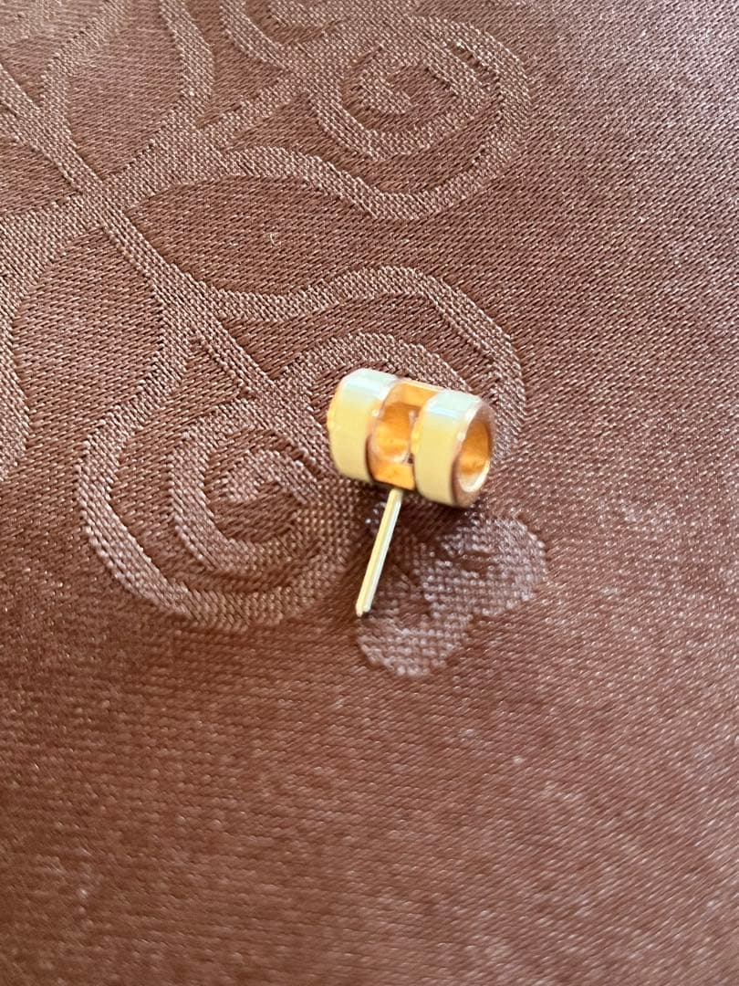 エルメス　ピアス　ポップアッシュ　片耳