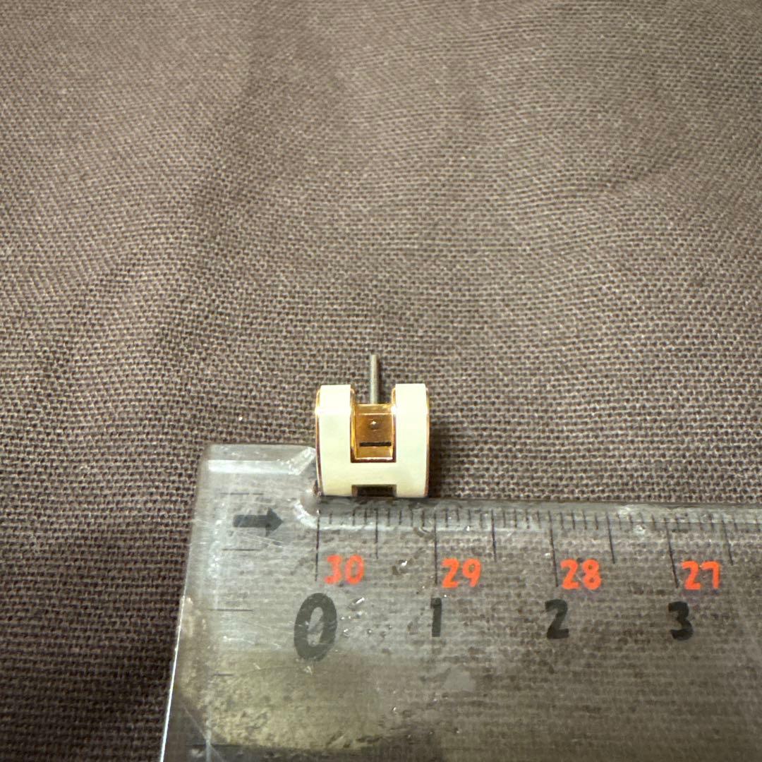 エルメス　ピアス　ポップアッシュ　片耳