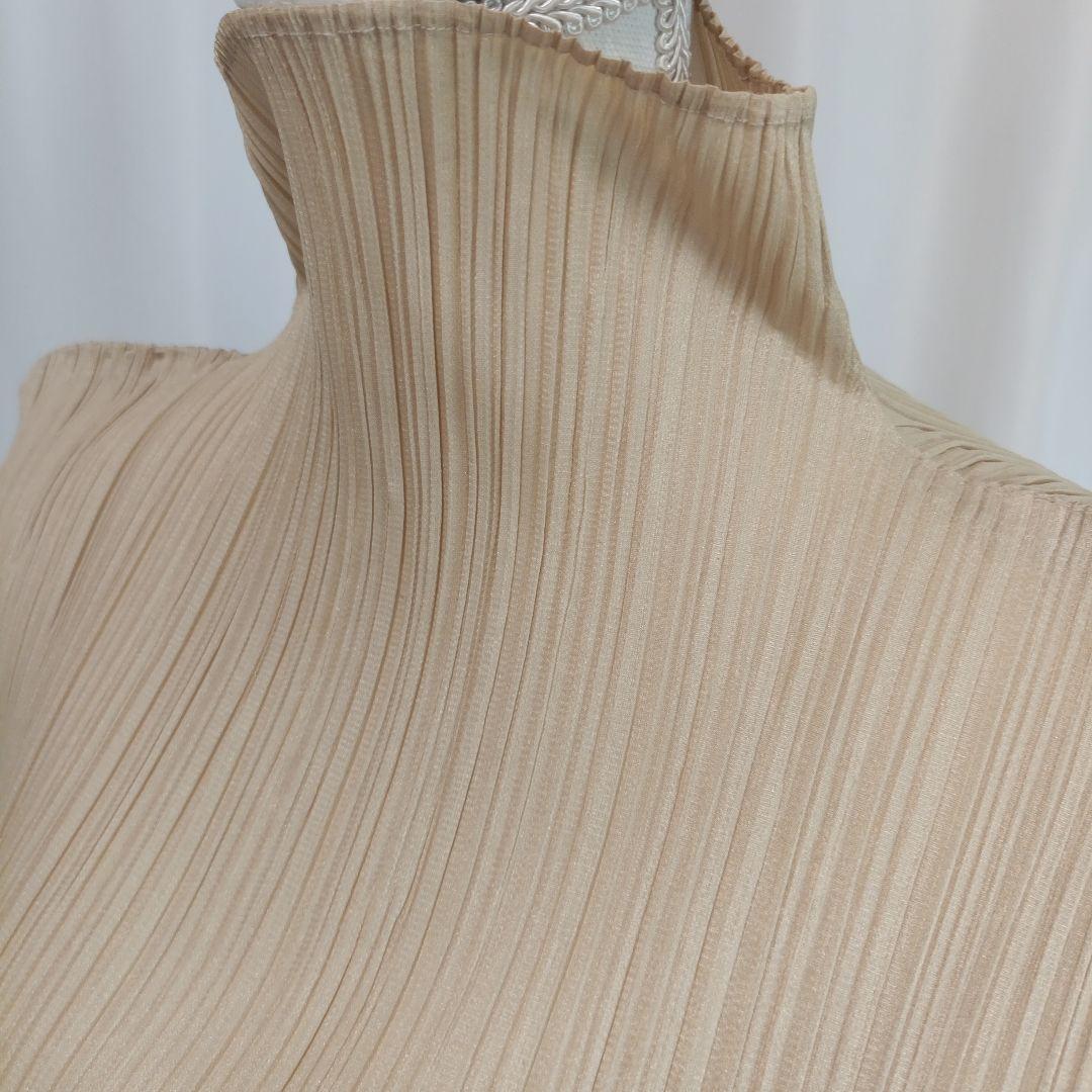 PLEATS PLEASE ベージュ ハイネック　ノースリーブ　チュニック