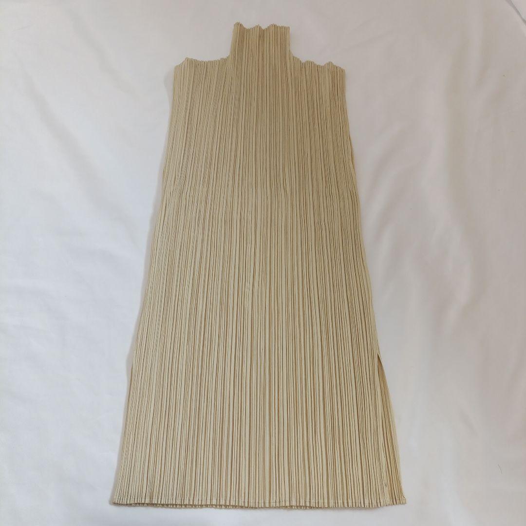 PLEATS PLEASE ベージュ ハイネック　ノースリーブ　チュニック