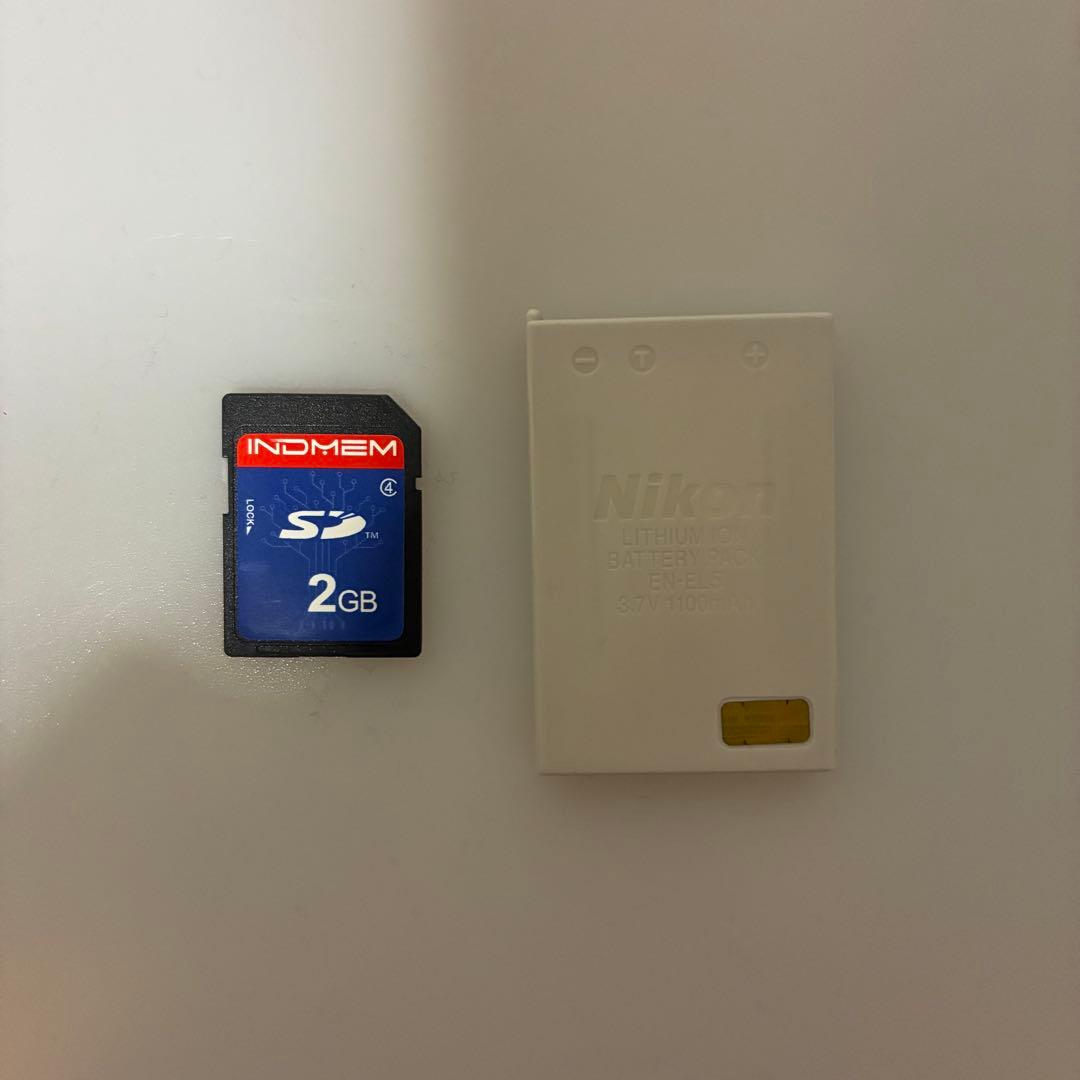 【話題のオールドコンデジ！/作例付】Nikon COOLPIX 5200