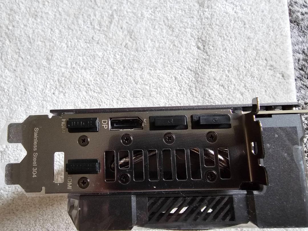 ASUS TUFGAMING GEFORCE RTX5070 グラフィックボード